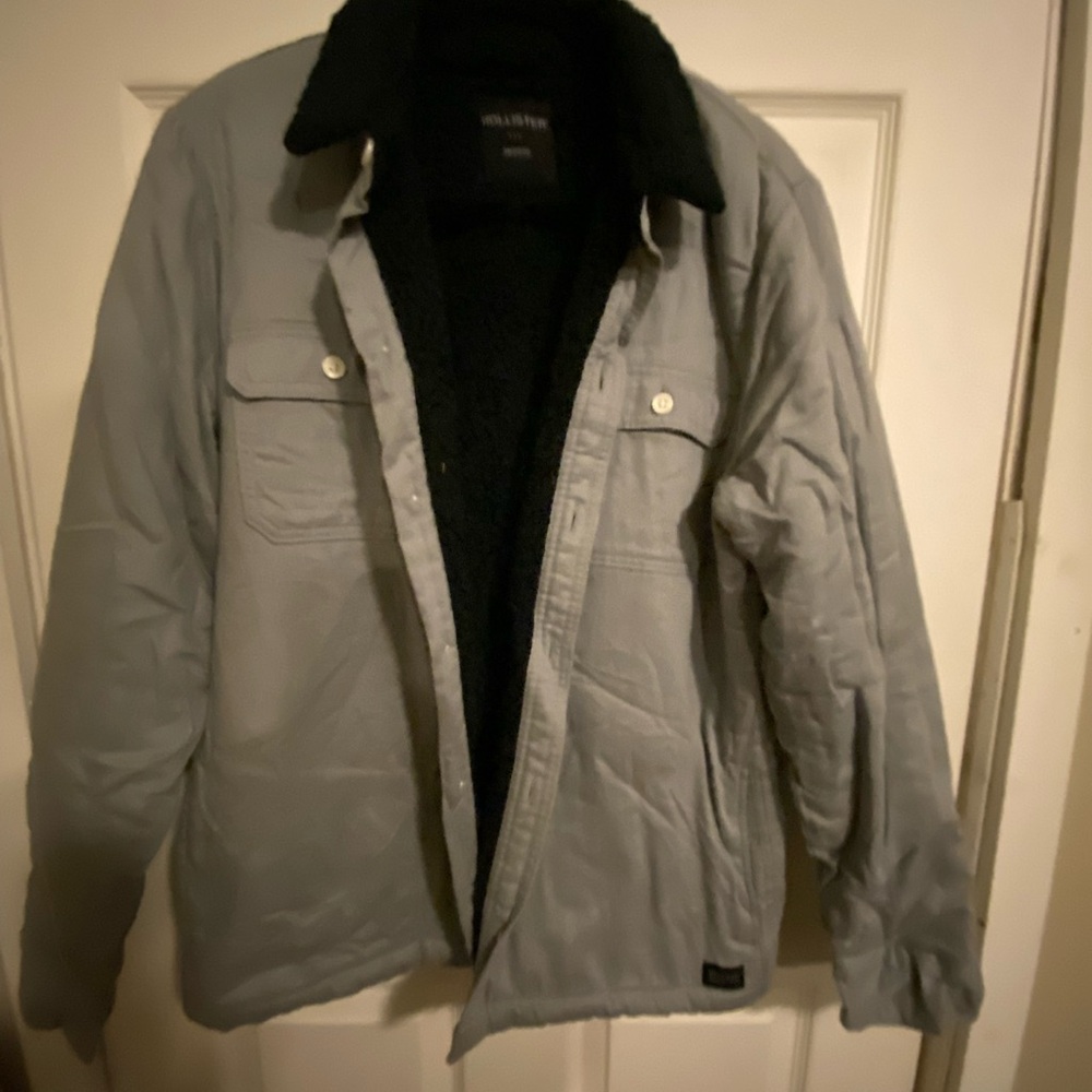 Men's Gray Jacket